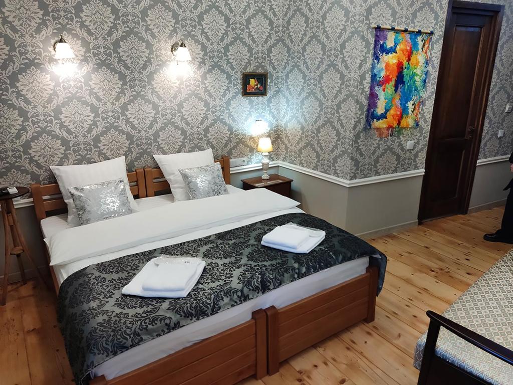 Always Welcome room 4