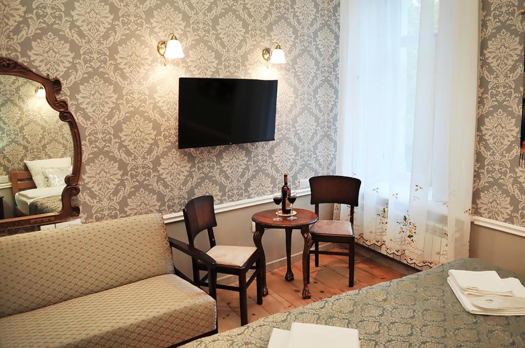 Always Welcome room 5